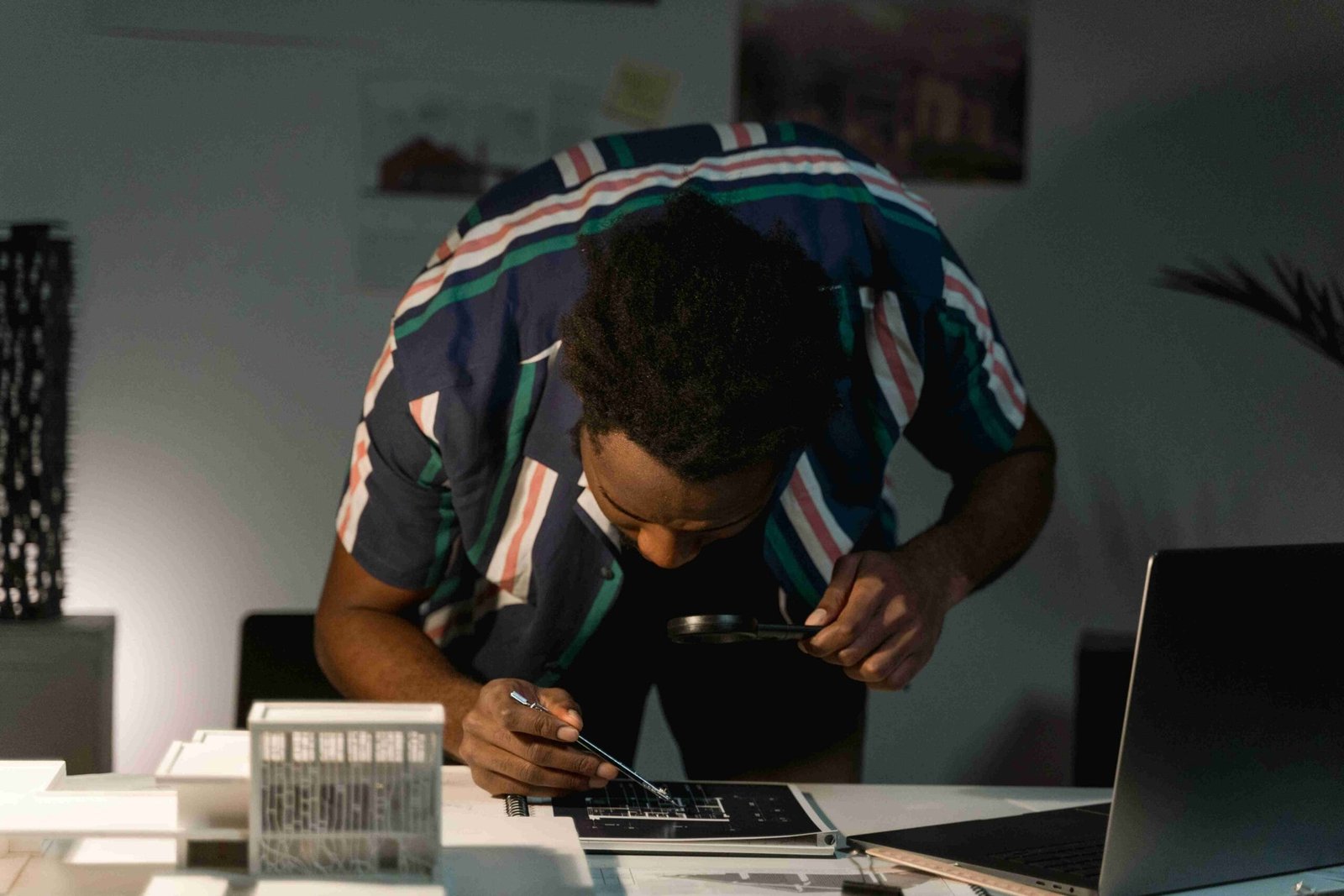 An image illustrating How to Calculate Your Small Business Break-Even Point