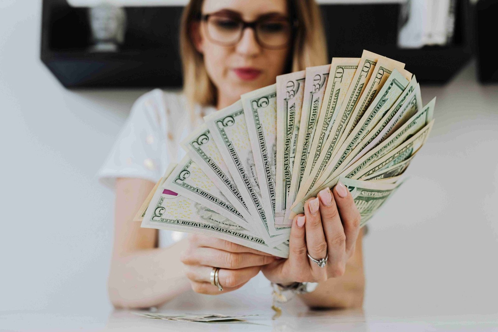 An image illustrating Accounting Tips to Prepare for a Small Business Loan