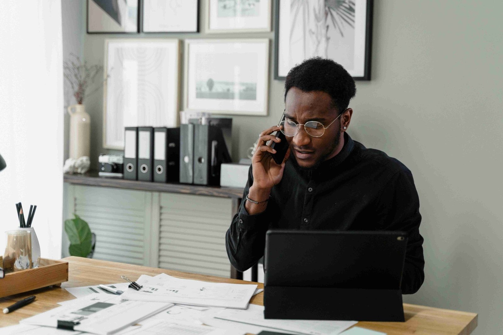 An image illustrating Key Financial Documents Small Business Owners Need to Know