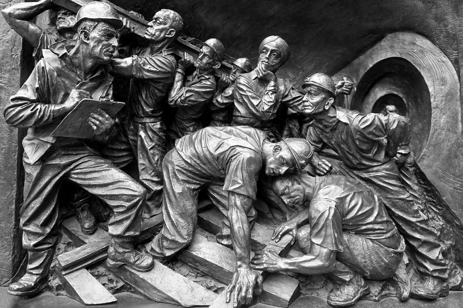 An image illustrating Handling Small Business Losses to Cut Taxes