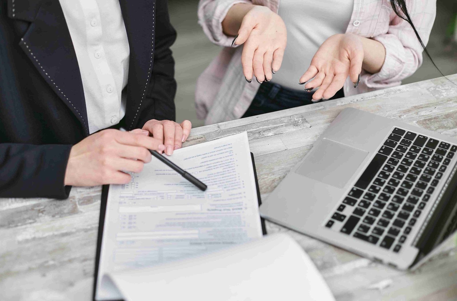An image illustrating Organizing Small Business Finances in 5 Steps