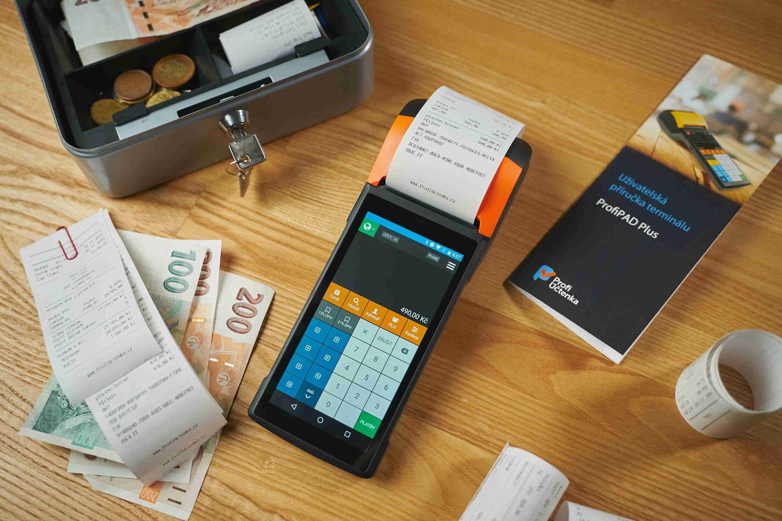 An image illustrating Holiday Cash Flow Management Managing Cash Flow During the Holiday Season