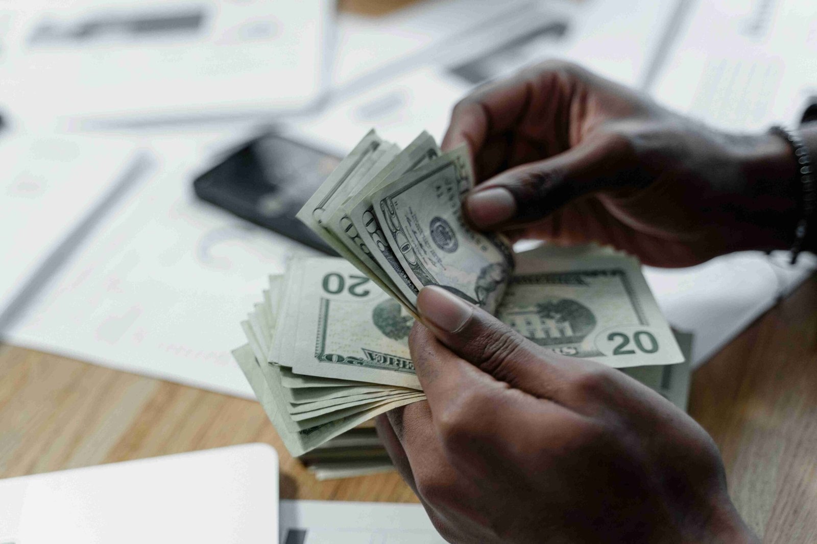 An image illustrating Budgeting for Unexpected Business Expenses and Emergencies How to Budget Unexpected Expenses for Small Businesses