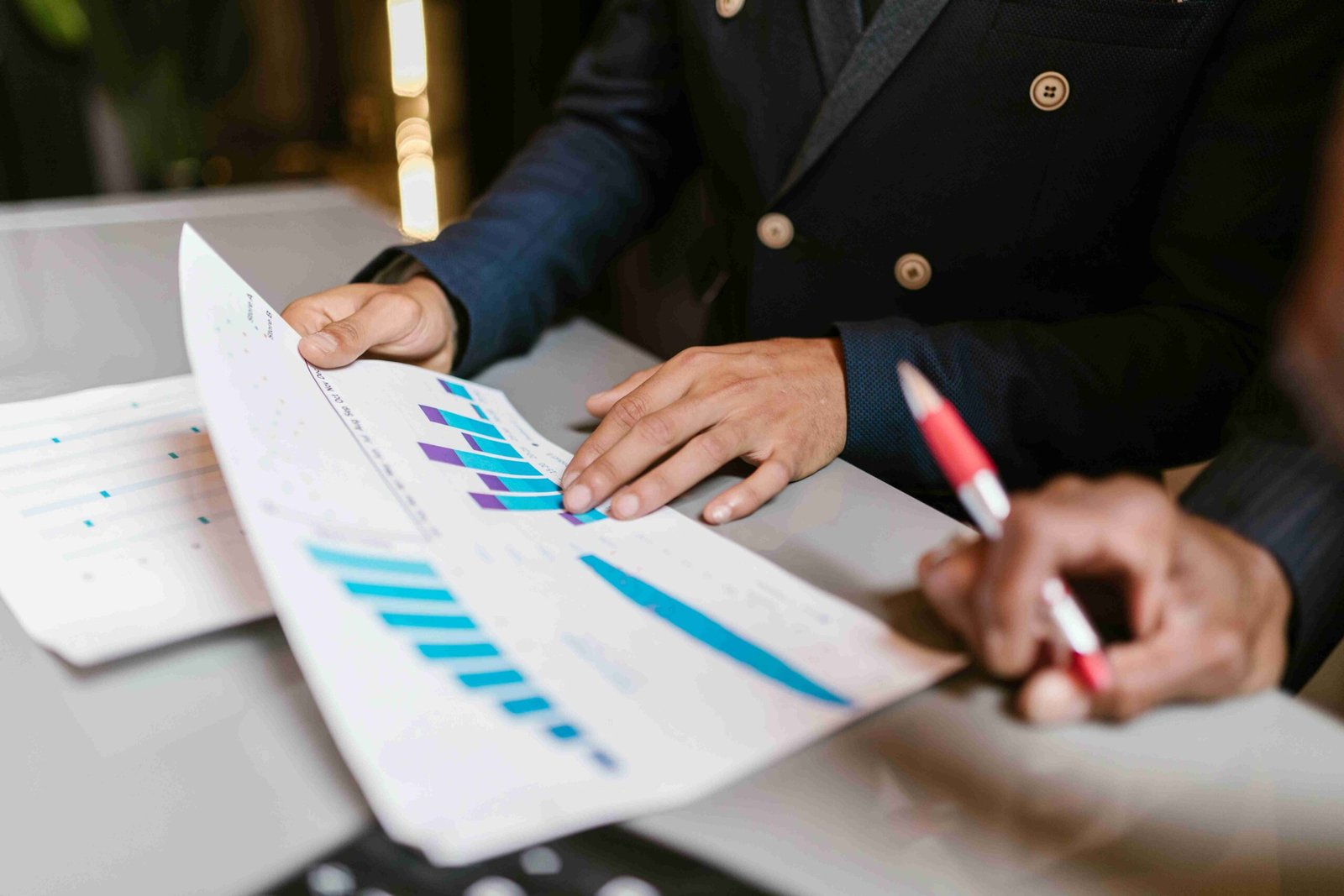 An image illustrating Understanding and Improving Your Business Profit Margins to Improve Profit Margins