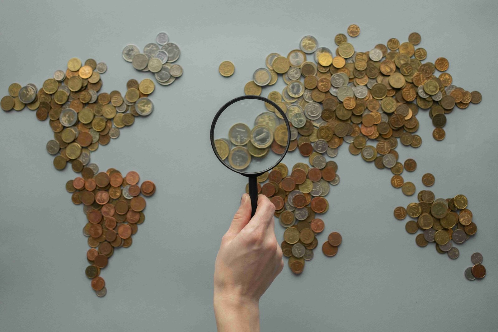 An image illustrating Global Expansion Financial Impact for Small Businesses